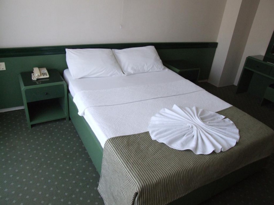 HOTEL GRAND AMPHORA 16/57