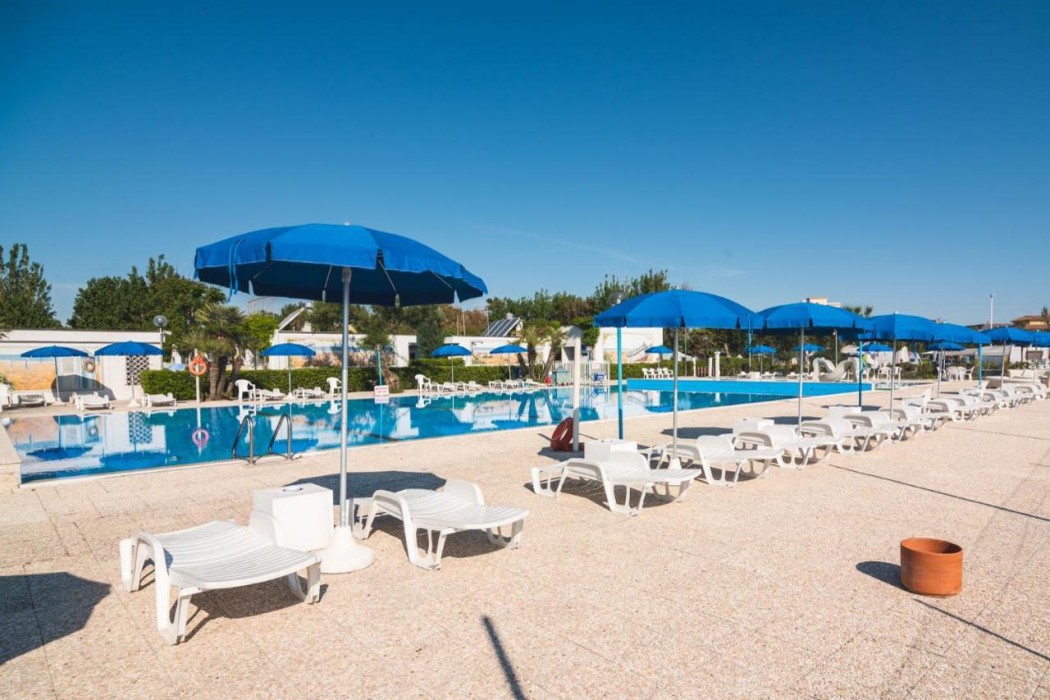 Club del Sole Le Mimose Family Resort 41/75