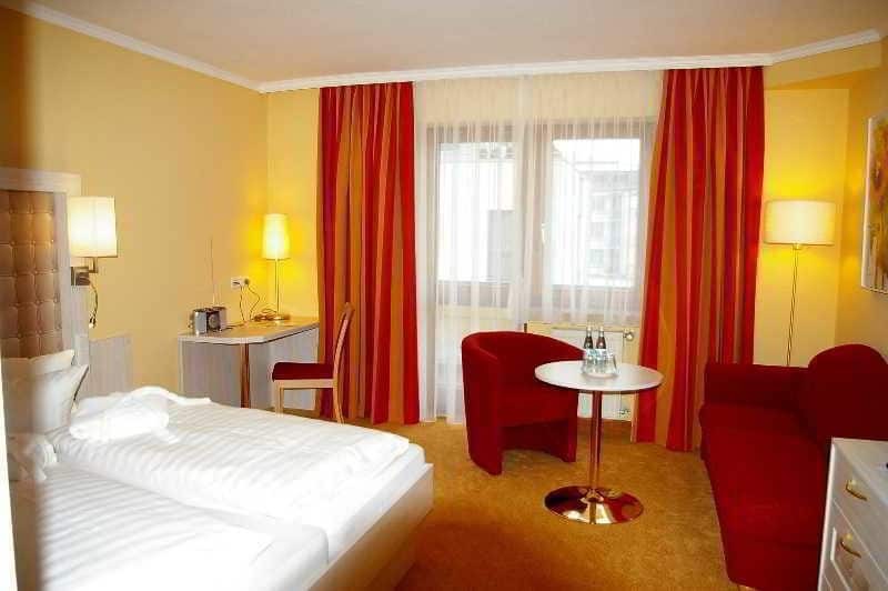 PARKHOTEL BAD FUESSING 17/56