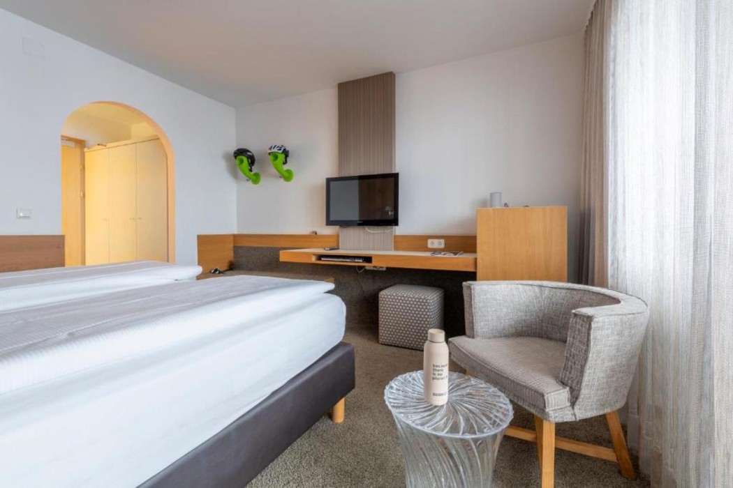 Hotel Jakob 12/63