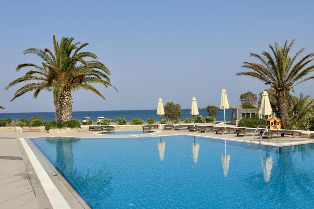 Irini Hotel 35/63