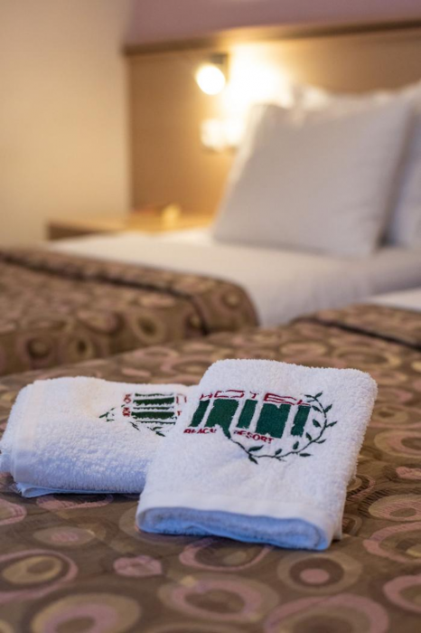 Irini Hotel 7/63