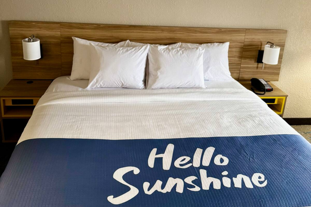 Days Inn by Wyndham Lincoln, IL 10/28