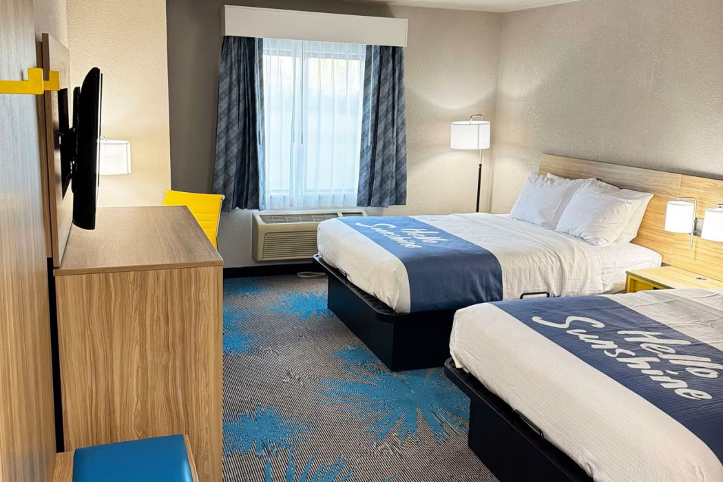 Days Inn by Wyndham Lincoln, IL 11/28