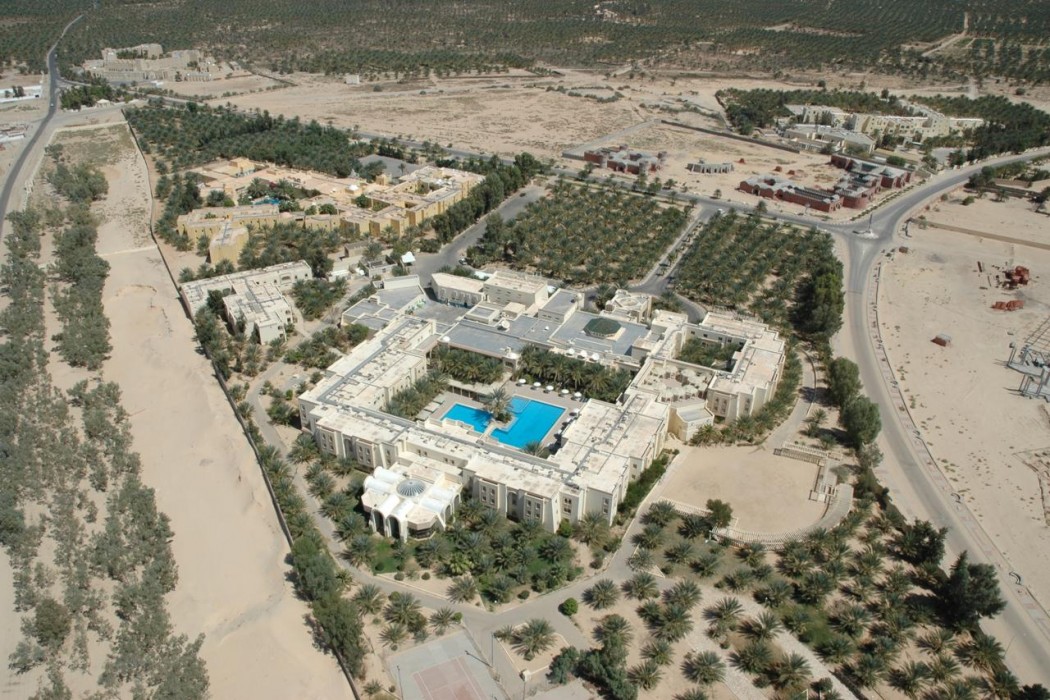 EL MOURADI DOUZ in DOUZ