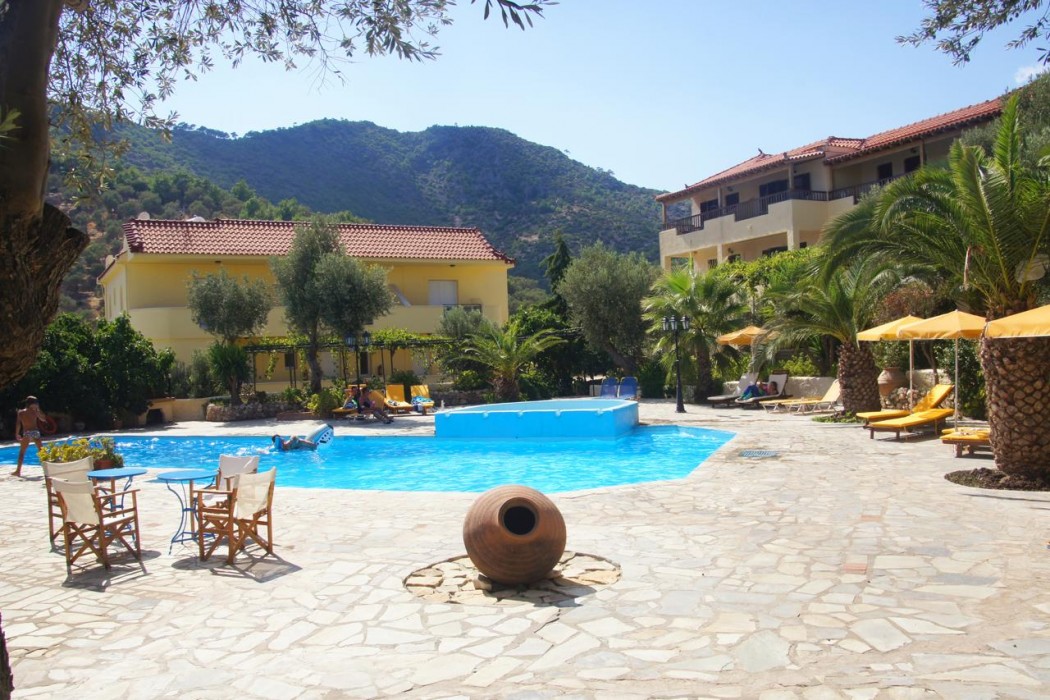 Limnionas Bay Village 38/67