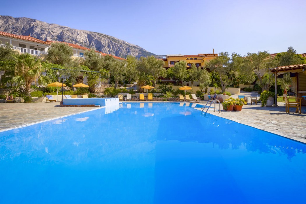 Limnionas Bay Village 37/67