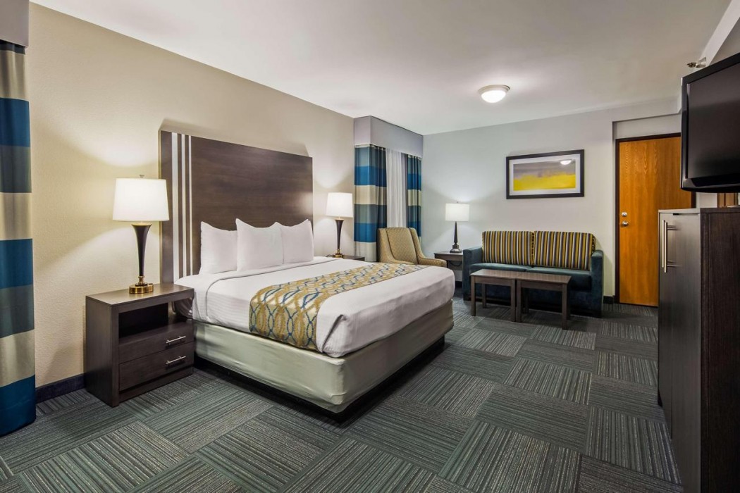 Best Western Naperville Inn 5/24
