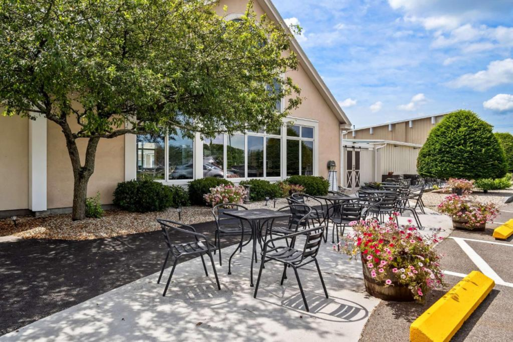 Best Western Merry Manor Inn 17/44