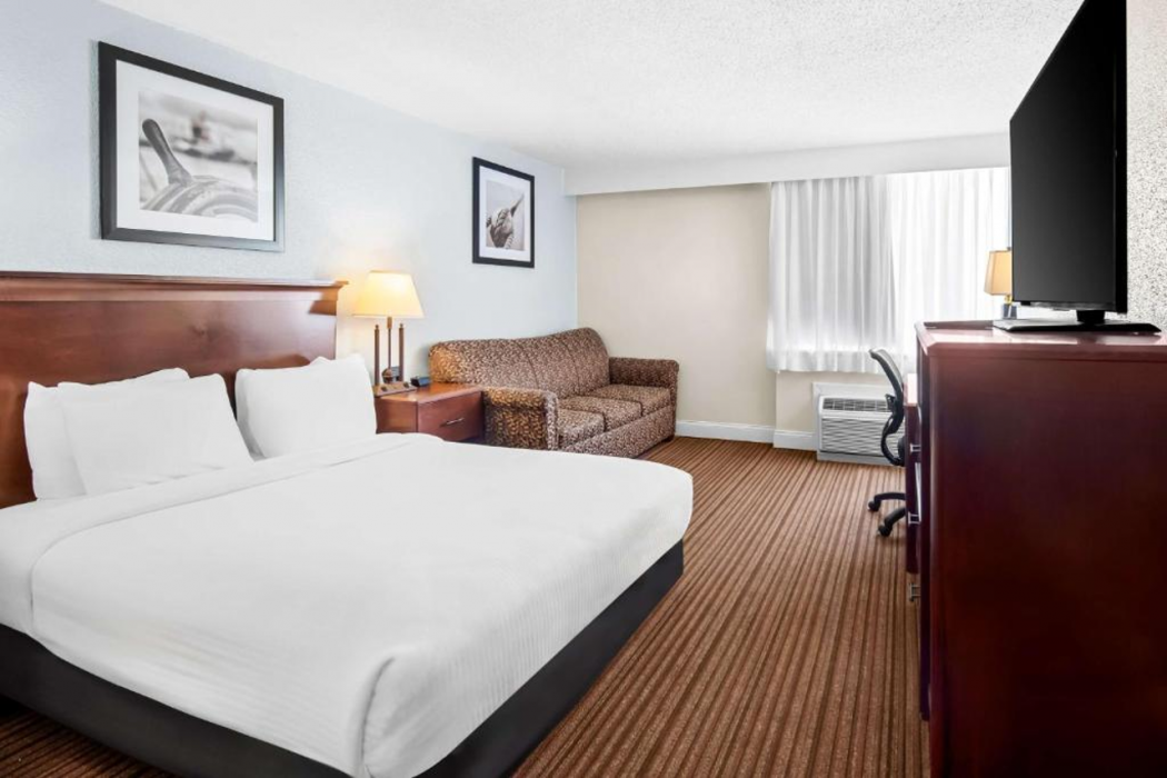 Best Western Merry Manor Inn 7/44