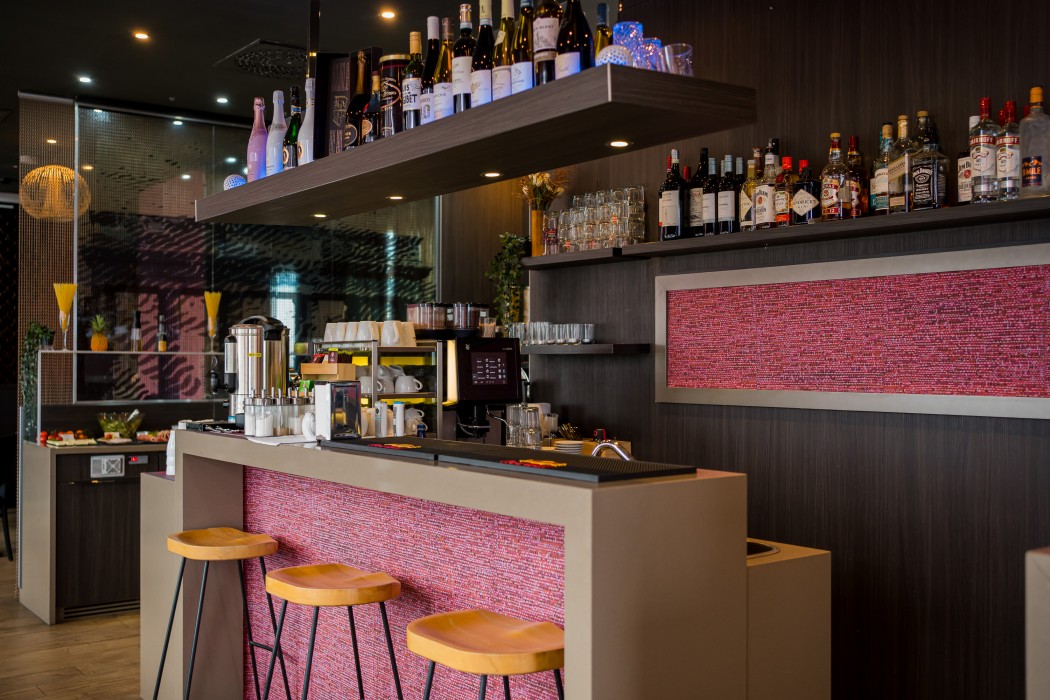 Homaris West Side - Self Check-In 128/144