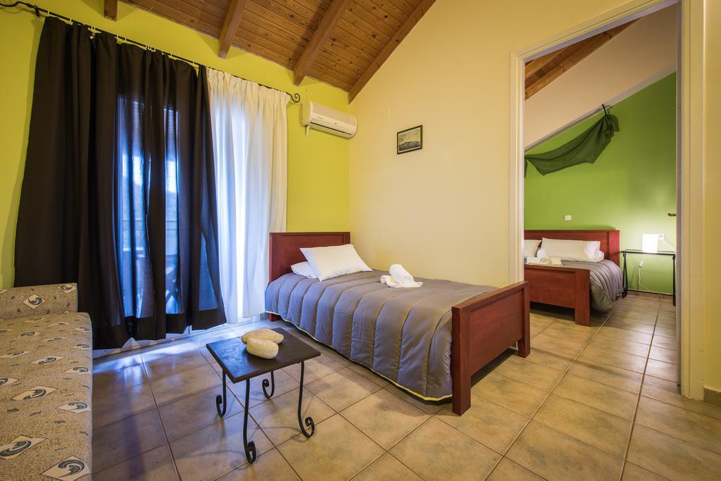 PENSION PORTO TSI OSTRIAS 4/22