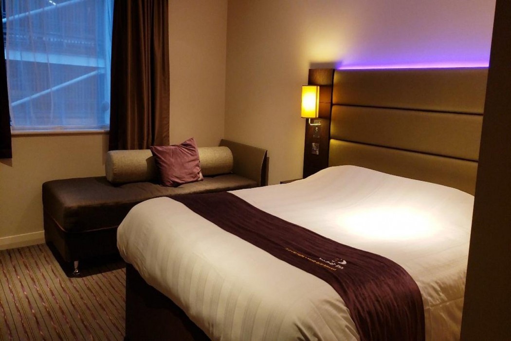 Premier Inn Newcastle City Centre (The Gate) Hotel 10/42