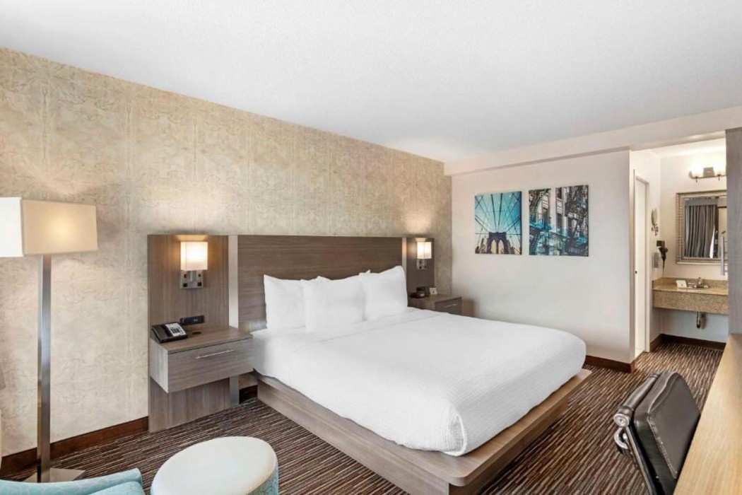 Best Western Mill River Manor 11/39