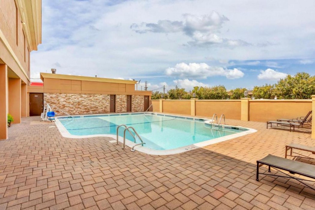 Best Western Mill River Manor 31/39