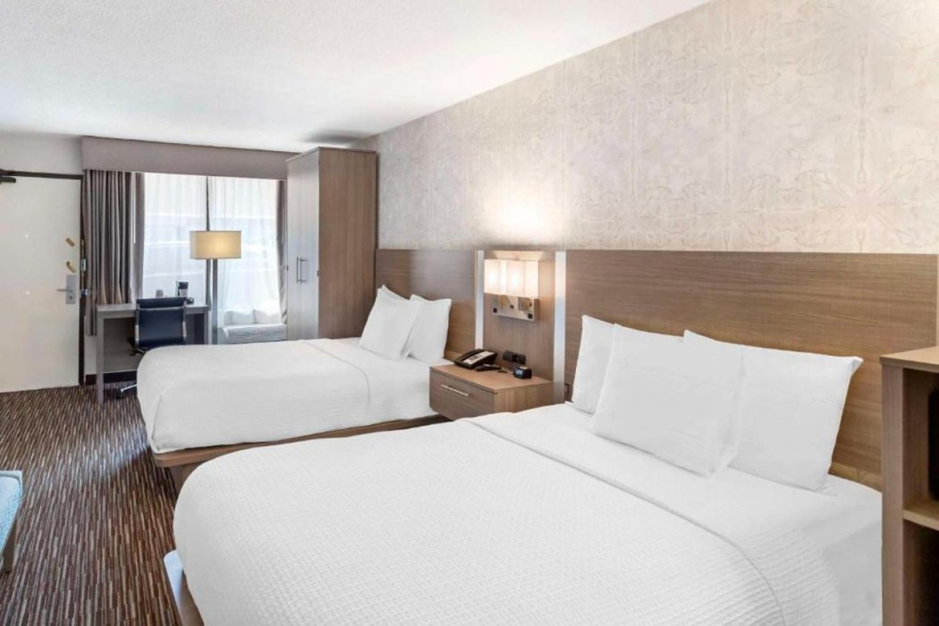 Best Western Mill River Manor 20/39