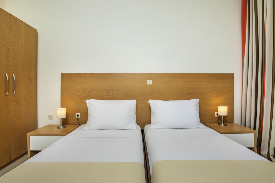 Hanioti Village Resort 12/70