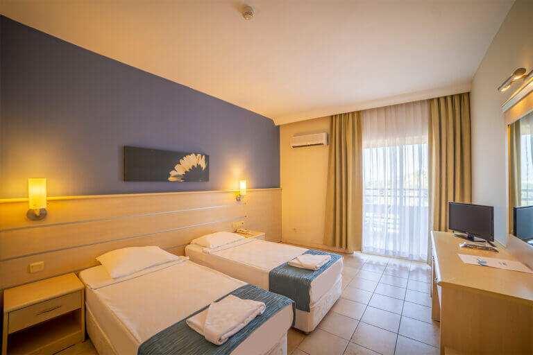 Aska Bayview Resort Hotel 6/32