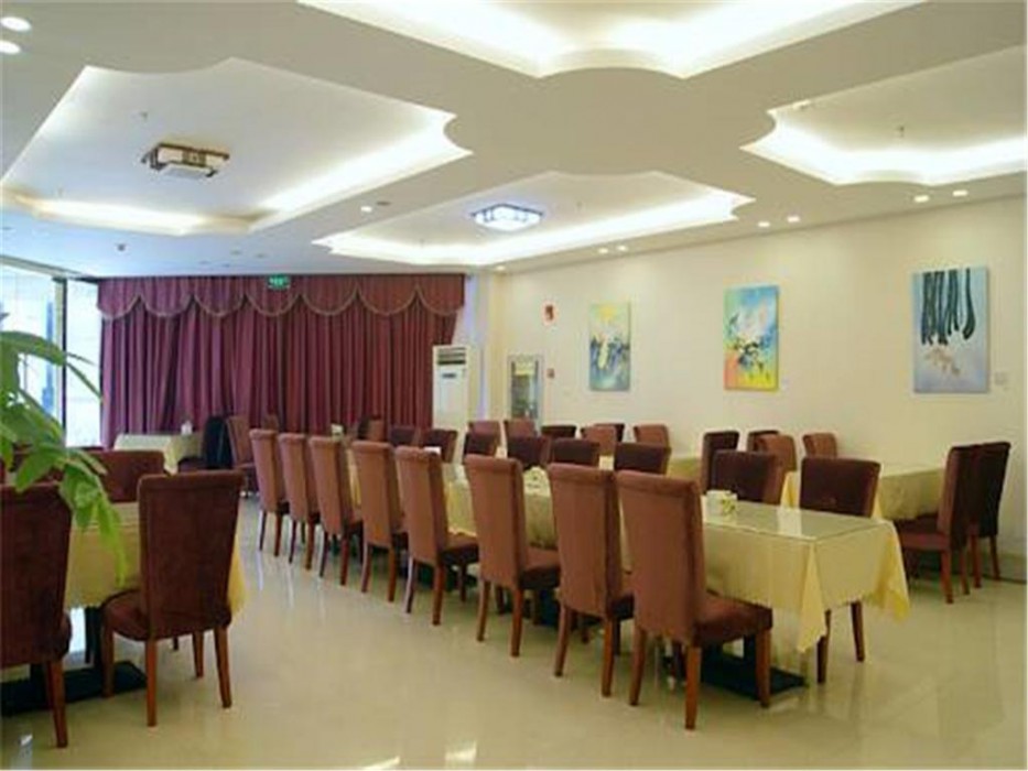 Vienna Hotel Shanghai Pudong Airport New International Expo Center 18/23