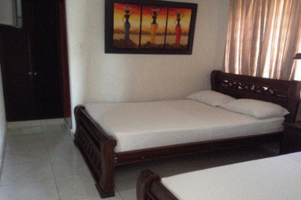 LA CASA DEL VIAJERO 30/55