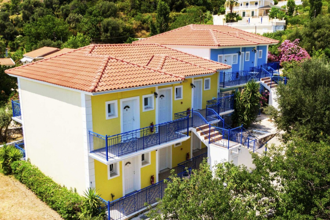 Milos Studios 10/42