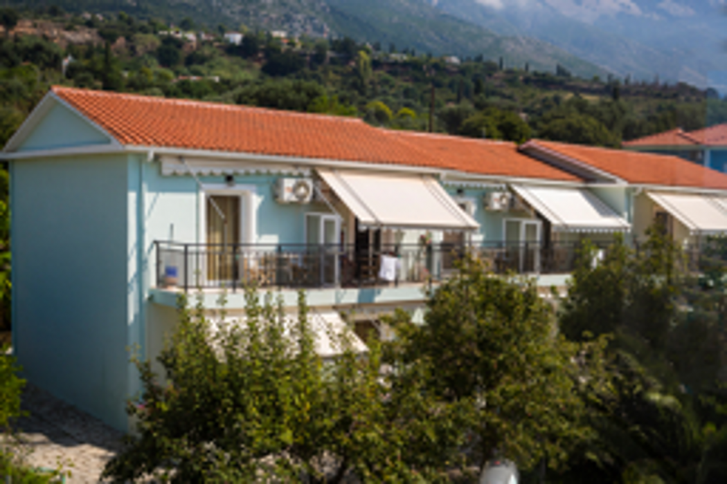 Stefanos Studios 2/15