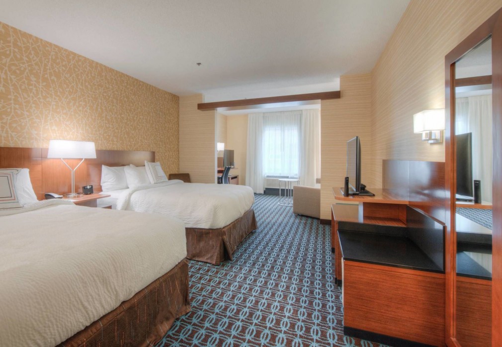 Fairfield Inn And Suites By Marriott Charlotte Airport 62/100