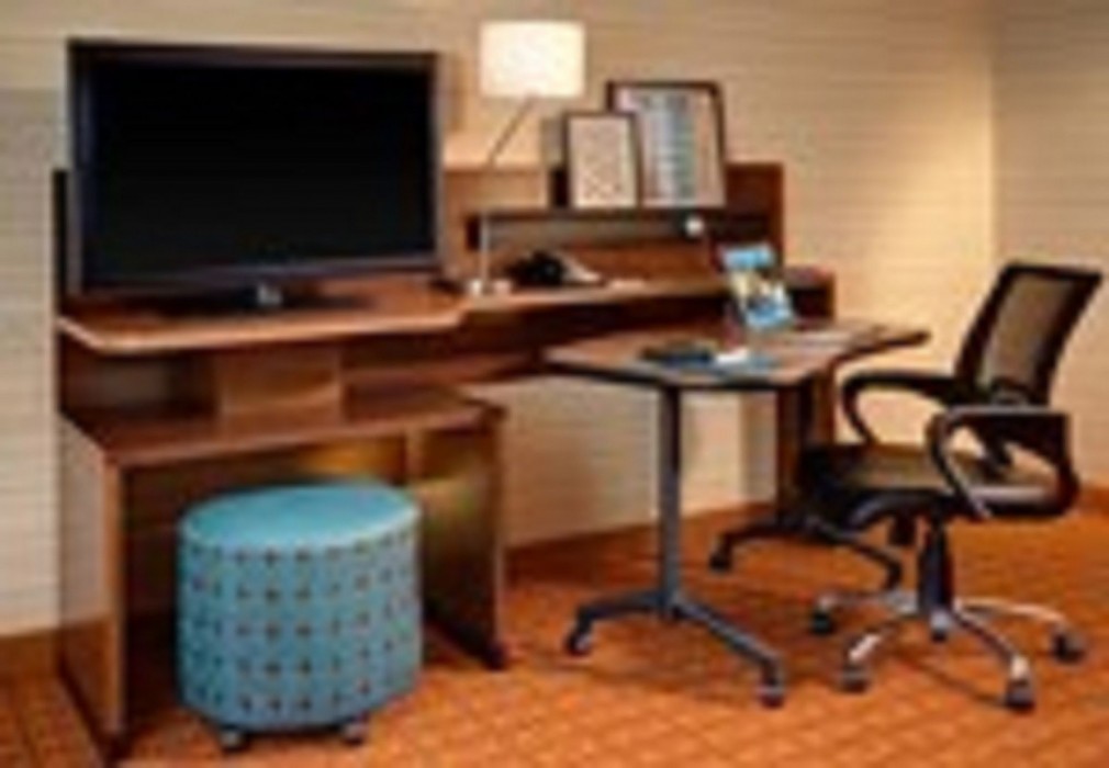 Fairfield Inn And Suites By Marriott Charlotte Airport 39/100
