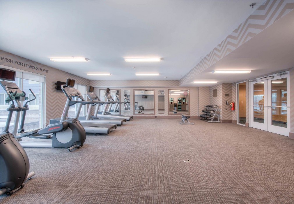 Fairfield Inn And Suites By Marriott Charlotte Airport 54/100