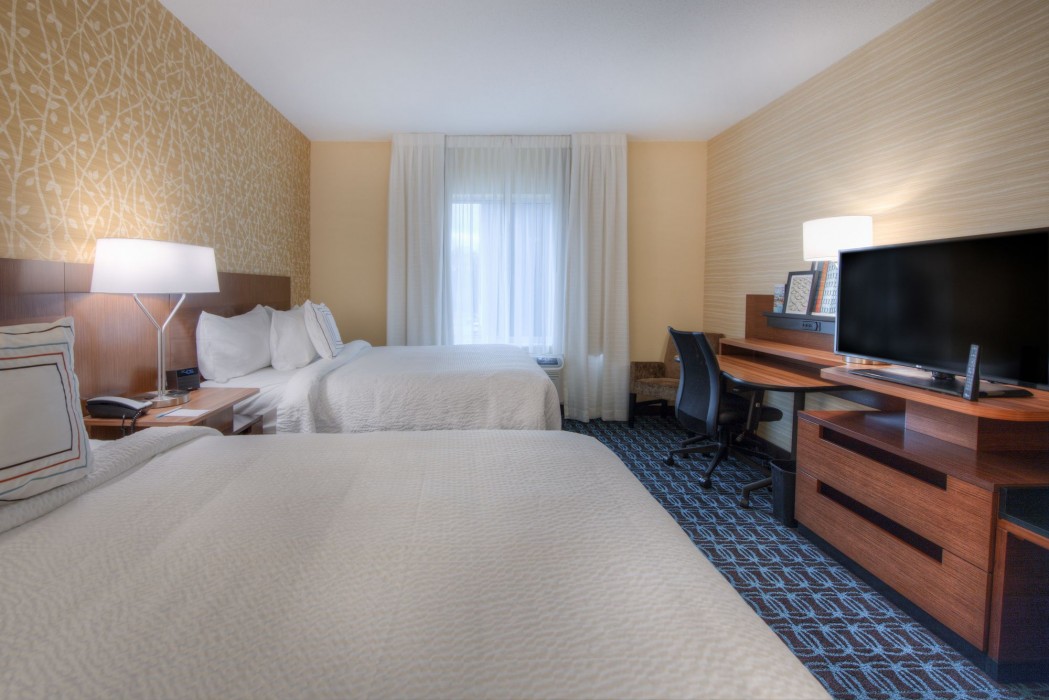 Fairfield Inn And Suites By Marriott Charlotte Airport 24/100