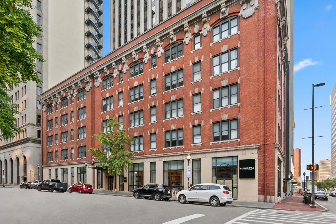 Sonesta Hotel Baltimore Inner Harbor 3/60