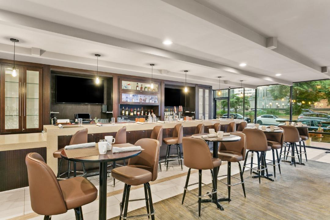 Sonesta Hotel Baltimore Inner Harbor 22/60