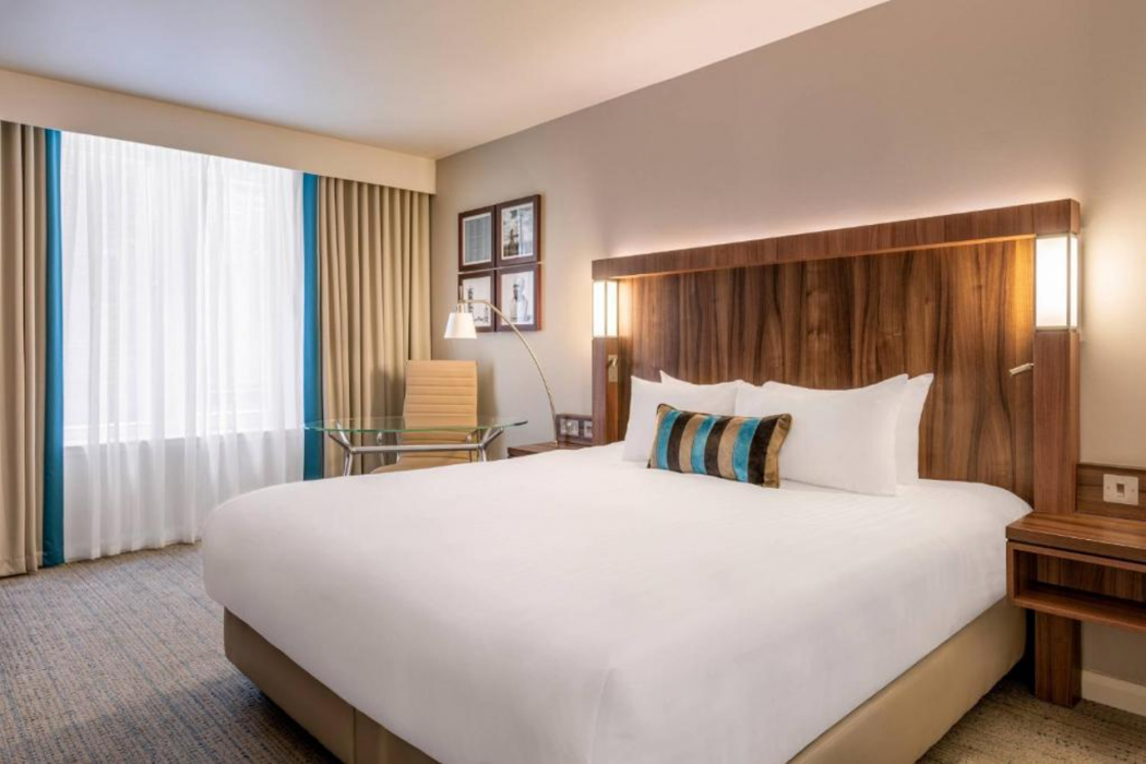 Courtyard by Marriott Edinburgh 12/64