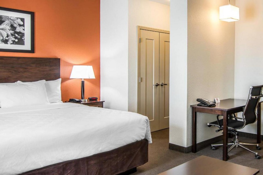 Mainstay Suites Lufkin 15/32