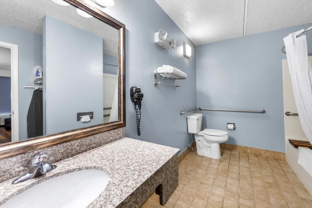 Quality Inn Barbourville, KY 14/21