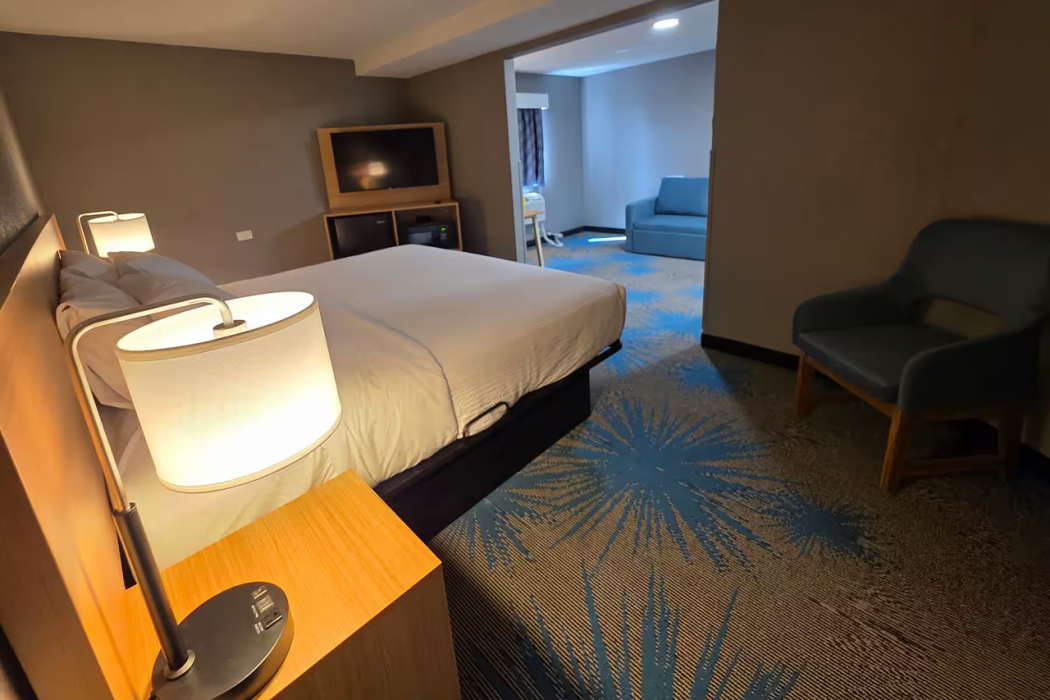 Days Inn by Wyndham Waukegan 8/17