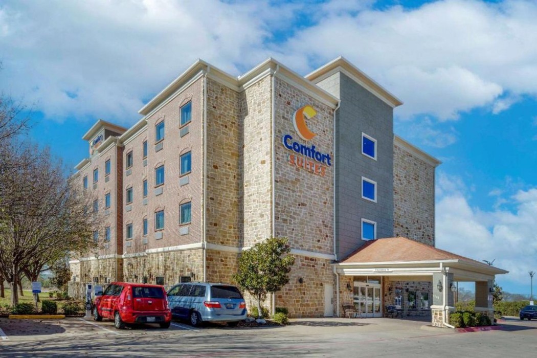 Comfort Suites Benbrook - Fort Worth Southwest 2/23