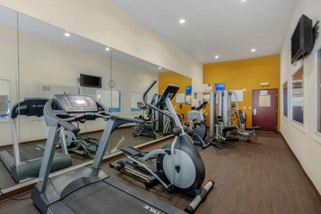 Comfort Suites Benbrook - Fort Worth Southwest 11/23