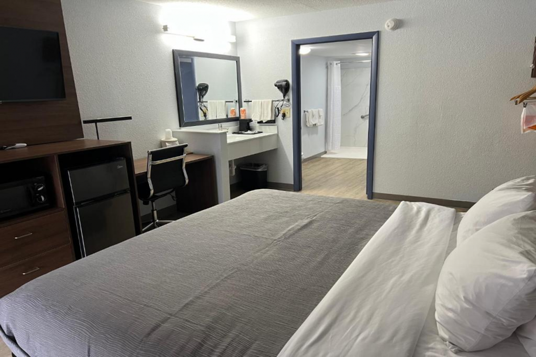 Quality Inn Madison - Huntsville 12/23