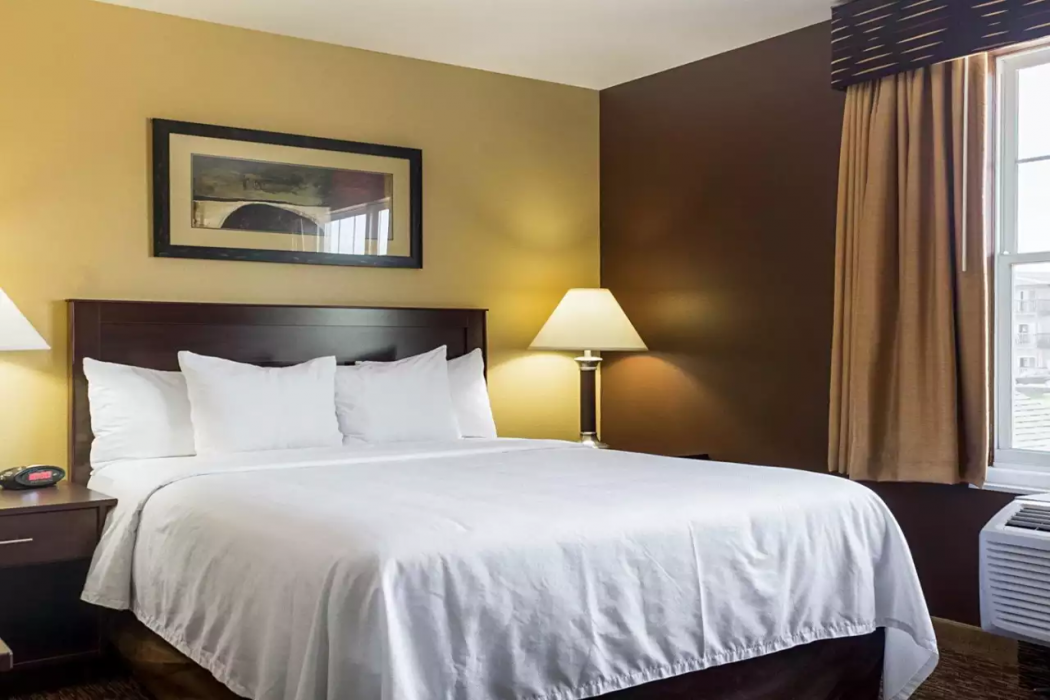 MainStay Suites Minot 10/25
