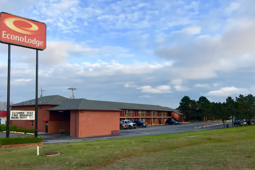 Econo Lodge Purcell 1/18