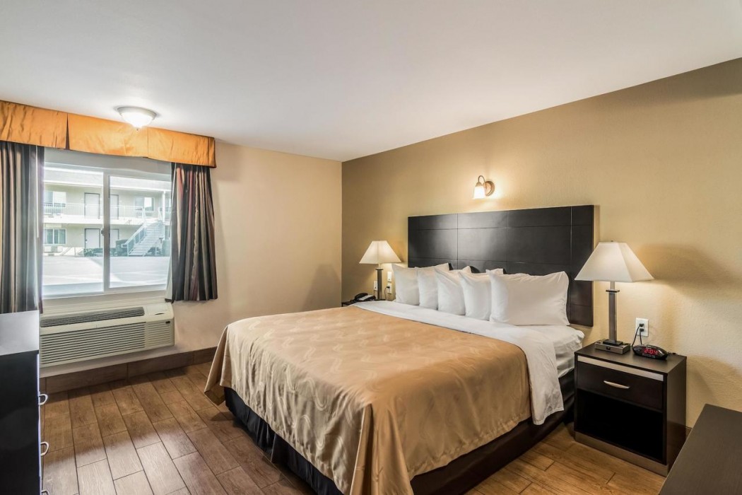 Quality Inn & Suites near Downtown Bakersfield 9/31