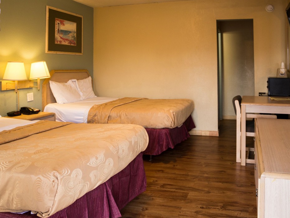 RODEWAY INN MUSKOGEE 19/39