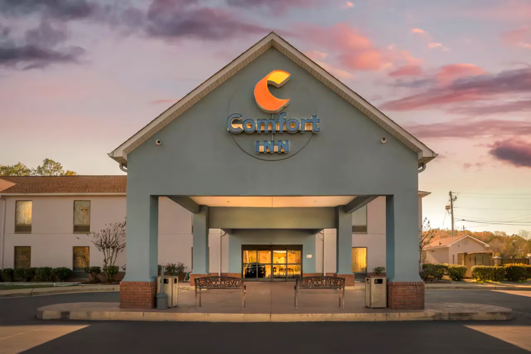 Comfort Inn Livingston AL 2/31