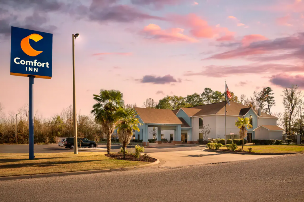 Comfort Inn Livingston AL 1/31