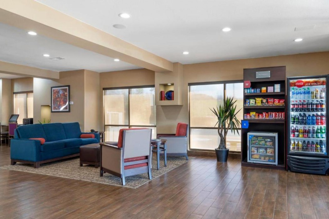 Comfort Suites Locust Grove Atlanta South 6/25