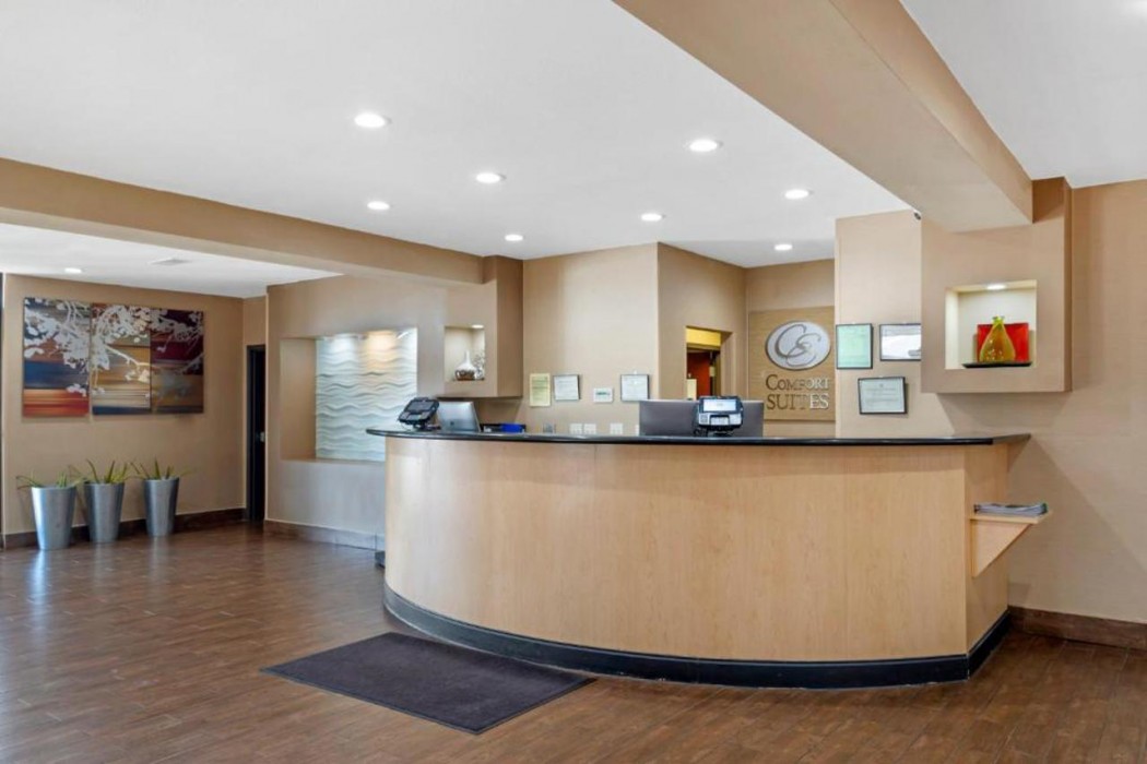 Comfort Suites Locust Grove Atlanta South 4/25