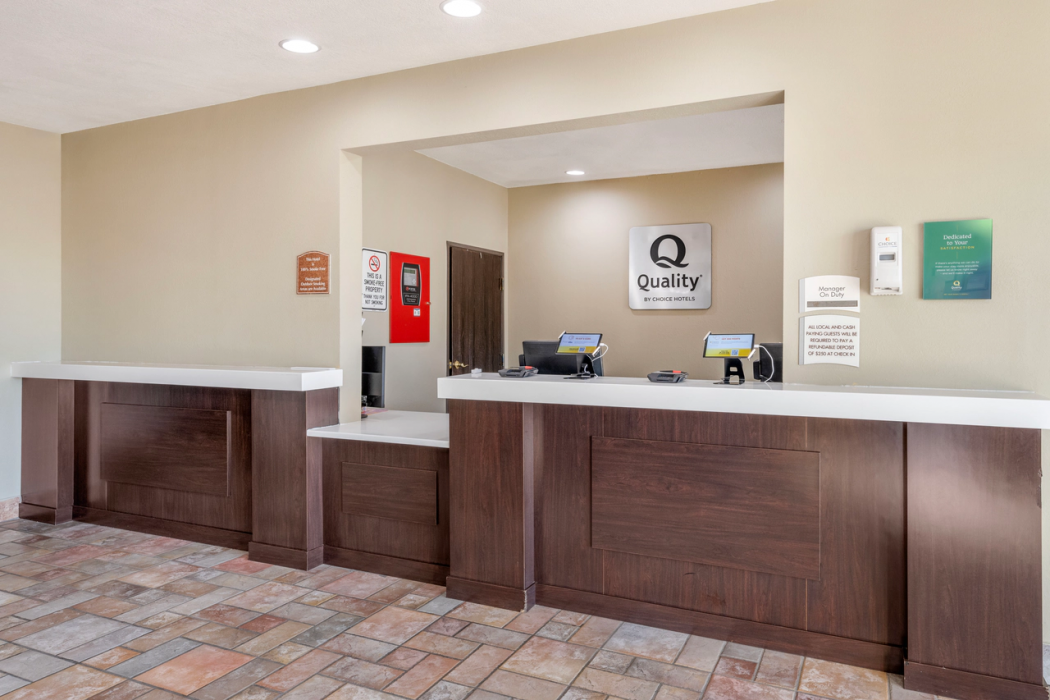 Quality Inn & Suites Lincoln North 3/21
