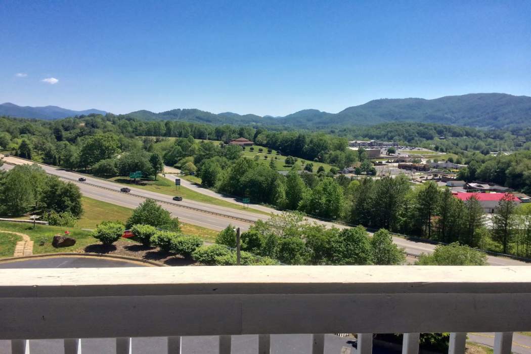 Econo Lodge Waynesville 1/21