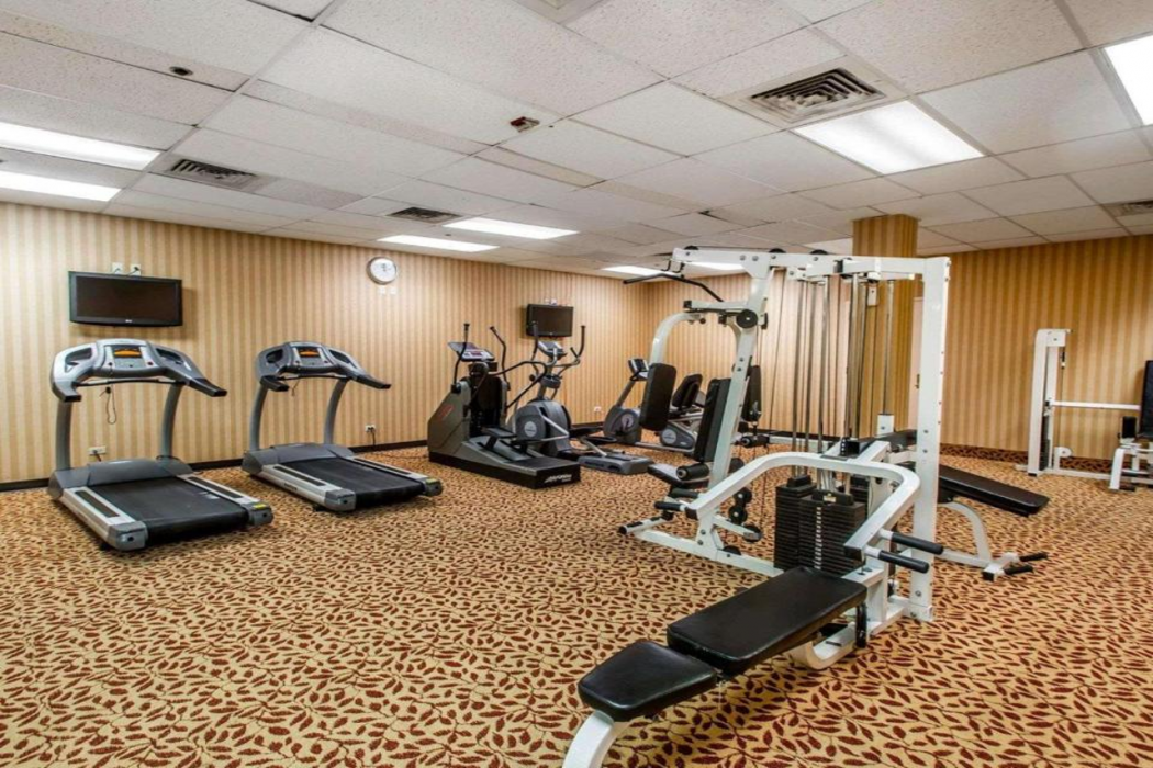 Quality Inn and Conference Center Greeley Downtown 19/27
